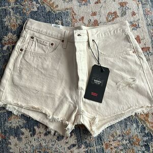 NWT LEVIS 501 Shorts High Rise